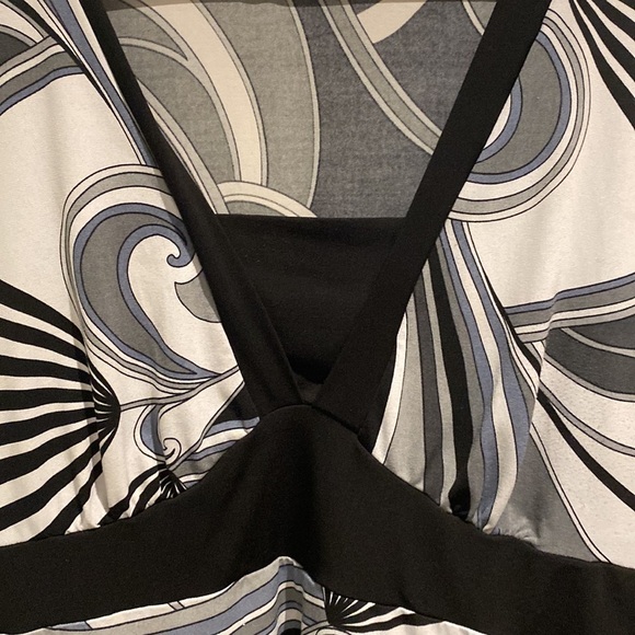 ENCORE V-Neck top Abstract Black White Grey Babydoll Empire Womens Plus Size 3X - Picture 5 of 10